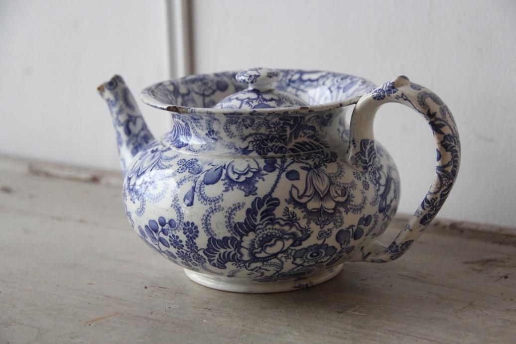 フランス アンティーク Vieillard & Johnston ボルドー窯 ボルドー窯 DAVID JOHNSTON 青絵付 ティーポット - L'atelier