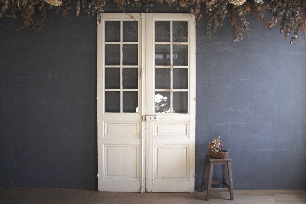 フランスアンティーク グレモン錠付き 白ペイントのドア