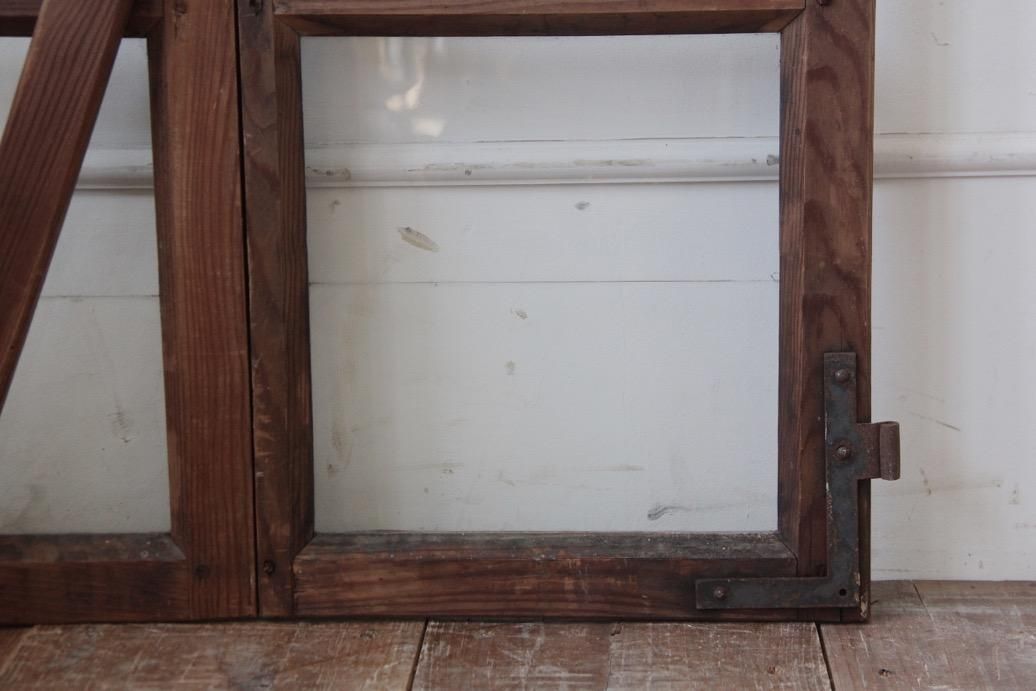 フランスアンティーク 両開きの小窓 - L'atelier Brocante