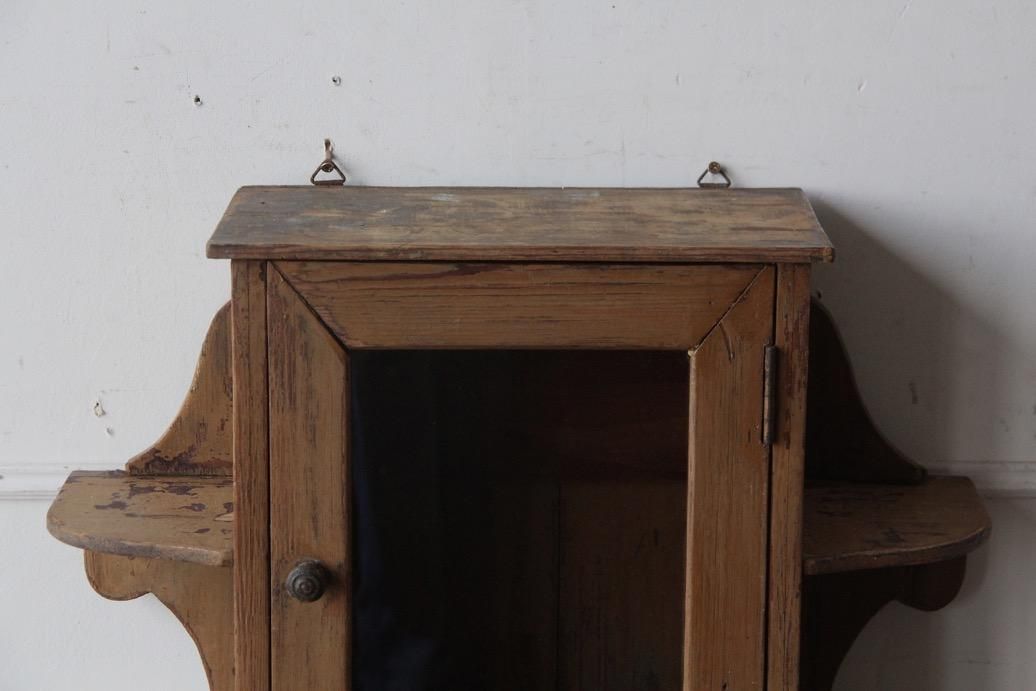 フランス　アンティーク　木製ウォールシェルフ　ハグオーワー フランスアンティーク 木製ウォールシェルフC | 小ぶりなサイズ