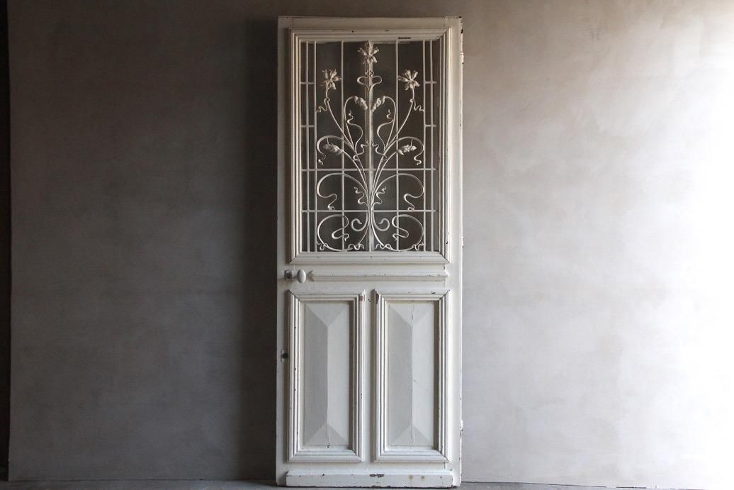 フランスアンティーク 玄関ドア | オーク材を使用した重厚感のある