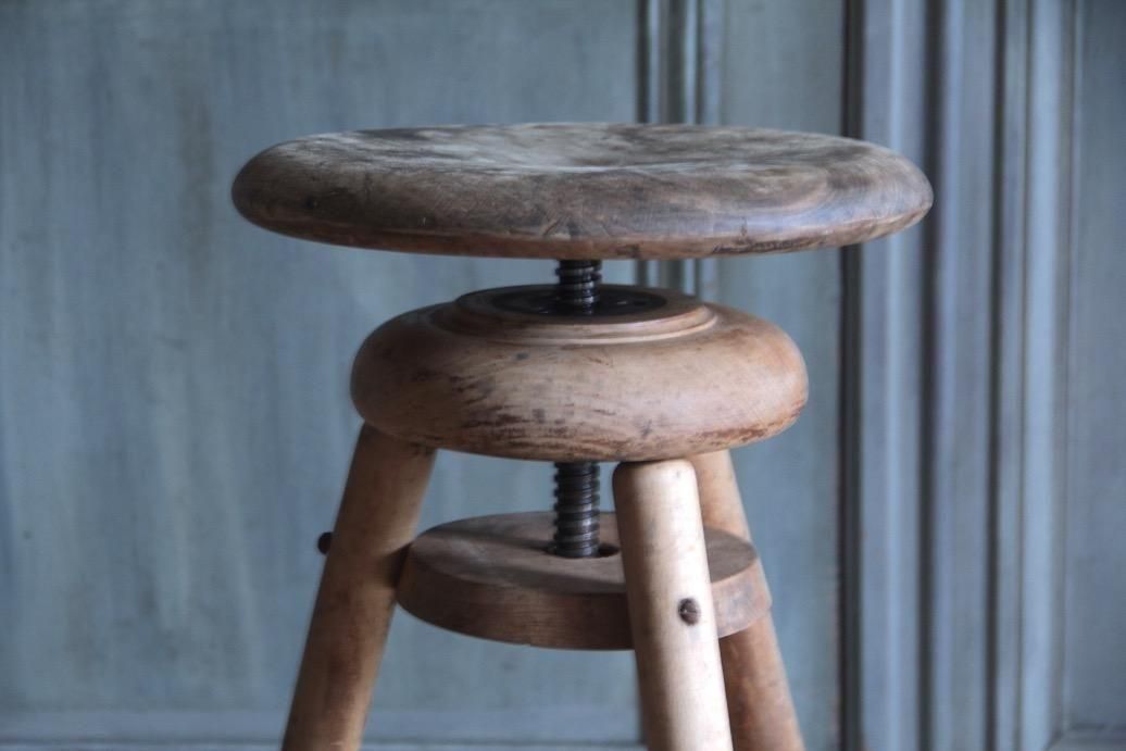 フランスアンティーク木製スツール | 回転昇降式カウンターチェア - L
