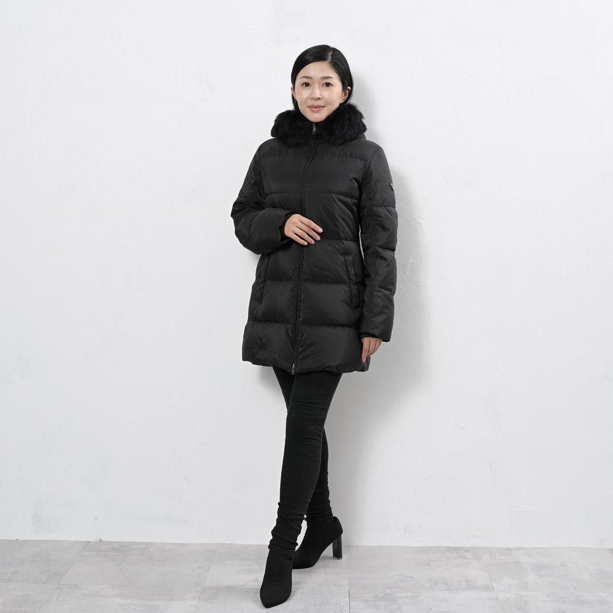 PRADAフード付ダッフルコート