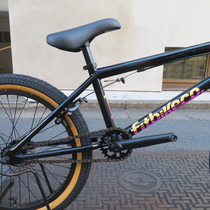 FIT BIKE 2023 SERIES ONE BLACK 20インチ BMX 完成車 - arktz FIT BIKE 2023 SERIES ONE BLACK 20インチ BMX 完成車 - arktz