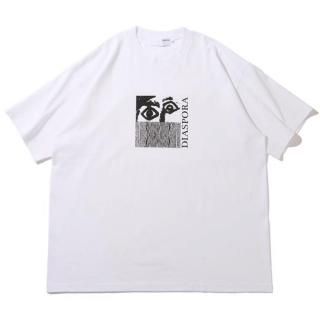 <img class='new_mark_img1' src='https://img.shop-pro.jp/img/new/icons1.gif' style='border:none;display:inline;margin:0px;padding:0px;width:auto;' />DIASPORA SKATEBOARDS  ALL EYES ON ME TEE - WHITE

