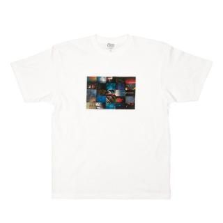 <img class='new_mark_img1' src='https://img.shop-pro.jp/img/new/icons25.gif' style='border:none;display:inline;margin:0px;padding:0px;width:auto;' />COLOR COMMUNICATIONS (顼ߥ˥) TRAJECTORY PHOTO TEE - WHITE