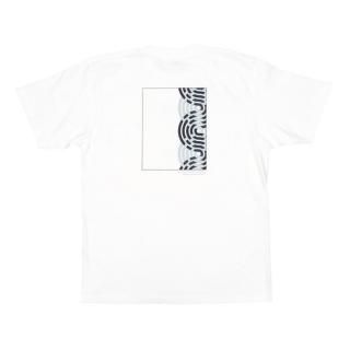 <img class='new_mark_img1' src='https://img.shop-pro.jp/img/new/icons25.gif' style='border:none;display:inline;margin:0px;padding:0px;width:auto;' />COLOR COMMUNICATIONS (顼ߥ˥) RE-HALF STROKE FRAME 2011 TEE - WHITE