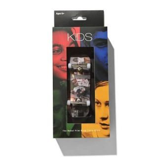 <img class='new_mark_img1' src='https://img.shop-pro.jp/img/new/icons25.gif' style='border:none;display:inline;margin:0px;padding:0px;width:auto;' />KIDS / POSTER DESIGN FINGERBOARD

