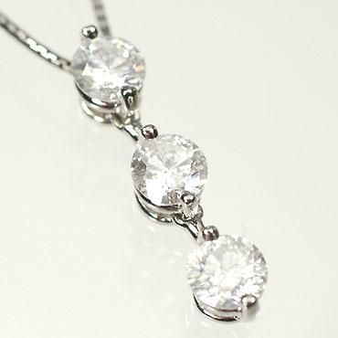 プラチナ・ダイヤモンド1.0ct（Iカラー・I1・鑑定書付） スリー