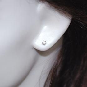 期間限定セール！プラチナ・ダイヤモンド0.3ct スタッドピアス