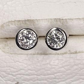 ダイヤモンド0.3ct プラチナスタッドピアス 楽天市場】プラチナ ピアス ダイヤモンド 0.3ct ダイヤ ピアス