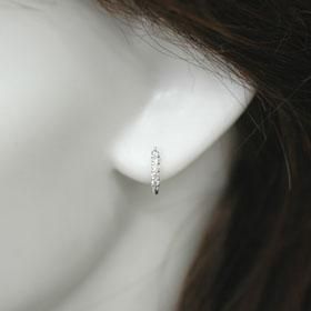 天然ダイヤモンド0.2ct×ホワイトゴールド エタニティーピアス