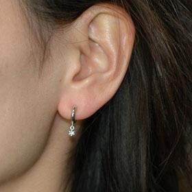 K18WG 合計0.1ct ダイヤモンド ピアス K18ダイヤモンドピアス（0.1ct