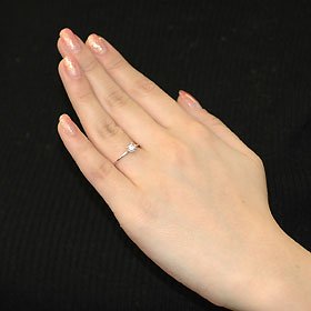 【婚約指輪】プラチナ・ダイヤモンド0.1ct（H・SI・GOOD・鑑定書付）　エンゲージリング - dianpool ダイアンプール -  ジュエリー通販 -