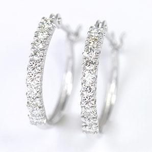 ダイヤモンドピアス　計0.3CT K18WG K18WG ダイヤ0.3ctの3連ピアス ○ | 株式会社Jewelry伊藤