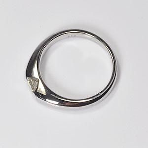 婚約指輪】プラチナ・ダイヤモンド0.19ct（SIクラス・鑑別書カード付