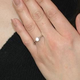 婚約指輪 特注!プラチナ・ダイヤモンド0.5ct(Hカラー・VSクラス