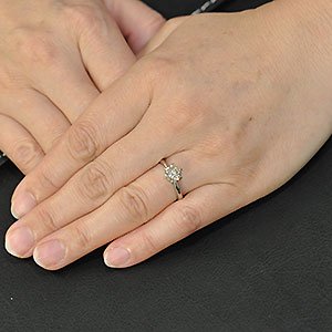 憧れの１カラットの婚約指輪！ プラチナ・ダイヤモンド1.0ctUP（SI