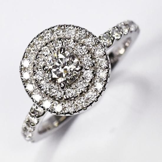 婚約指輪 プラチナ・ダイヤモンド0.85ct（Fカラー・SIクラス
