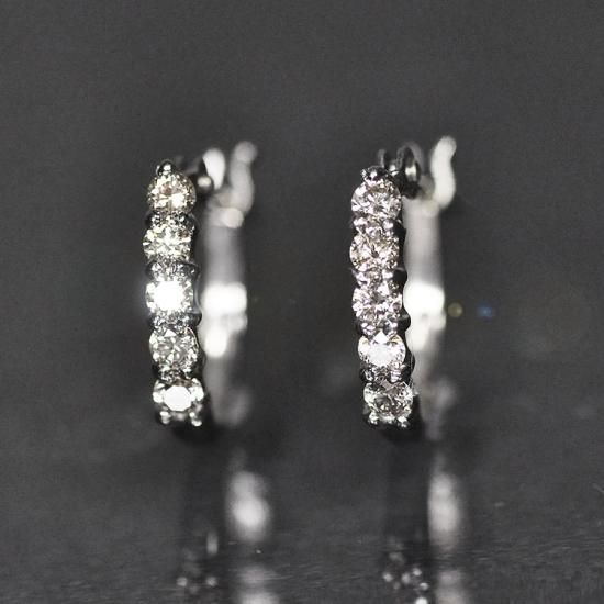 プラチナ・ダイヤモンド0.2ct SIクラス エタニティピアス フープピアス