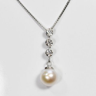 花珠真珠 7mm珠 ダイヤモンド0.3ct スリーストーン＆パールネックレス アコヤ本真珠