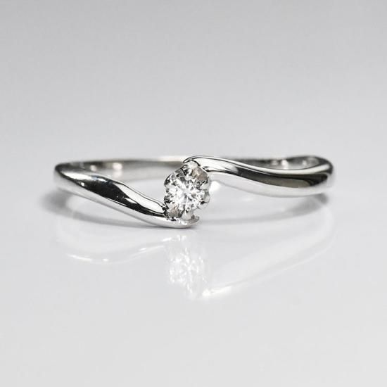 侍ダイヤモンド 天然ダイヤモンド リング 「ローレッタ」 0.05ct