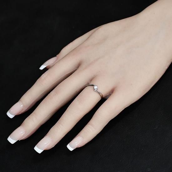 婚約指輪 プラチナ・ダイヤモンド0.18ct（SIクラス・鑑別書