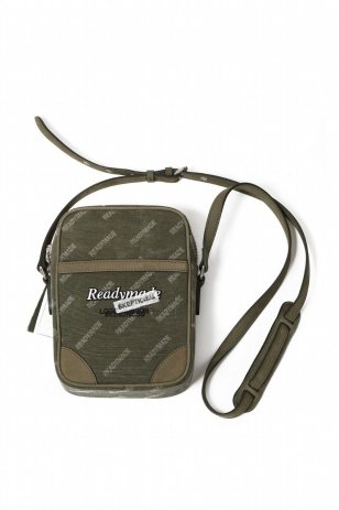 <img class='new_mark_img1' src='https://img.shop-pro.jp/img/new/icons8.gif' style='border:none;display:inline;margin:0px;padding:0px;width:auto;' />READYMADE SHOULDER BAG (KHAKI)