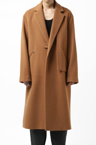 <img class='new_mark_img1' src='https://img.shop-pro.jp/img/new/icons20.gif' style='border:none;display:inline;margin:0px;padding:0px;width:auto;' />CULLNI CHESTER COAT (CAMEL)