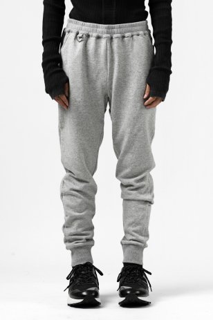 <img class='new_mark_img1' src='https://img.shop-pro.jp/img/new/icons20.gif' style='border:none;display:inline;margin:0px;padding:0px;width:auto;' />roarguns CLEANSE SWEAT PANTS (GRAY)