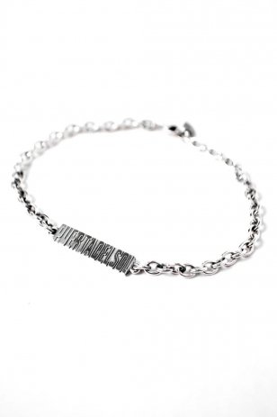 <img class='new_mark_img1' src='https://img.shop-pro.jp/img/new/icons20.gif' style='border:none;display:inline;margin:0px;padding:0px;width:auto;' />PUERTA DEL SOL Typography Chain Bracelet