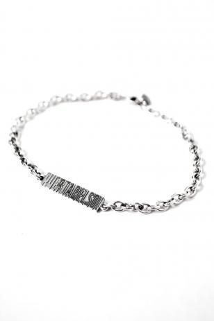 <img class='new_mark_img1' src='https://img.shop-pro.jp/img/new/icons20.gif' style='border:none;display:inline;margin:0px;padding:0px;width:auto;' />PUERTA DEL SOL Typography Chain Bracelet