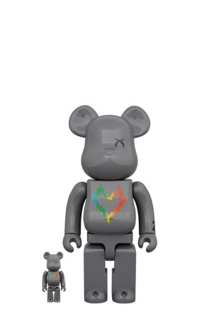 <img class='new_mark_img1' src='https://img.shop-pro.jp/img/new/icons8.gif' style='border:none;display:inline;margin:0px;padding:0px;width:auto;' />roarguns x BE@RBRICK 100％ & 400％ set / LOVE & PEACE roarguns 20th Anniversary Model (GRAY)