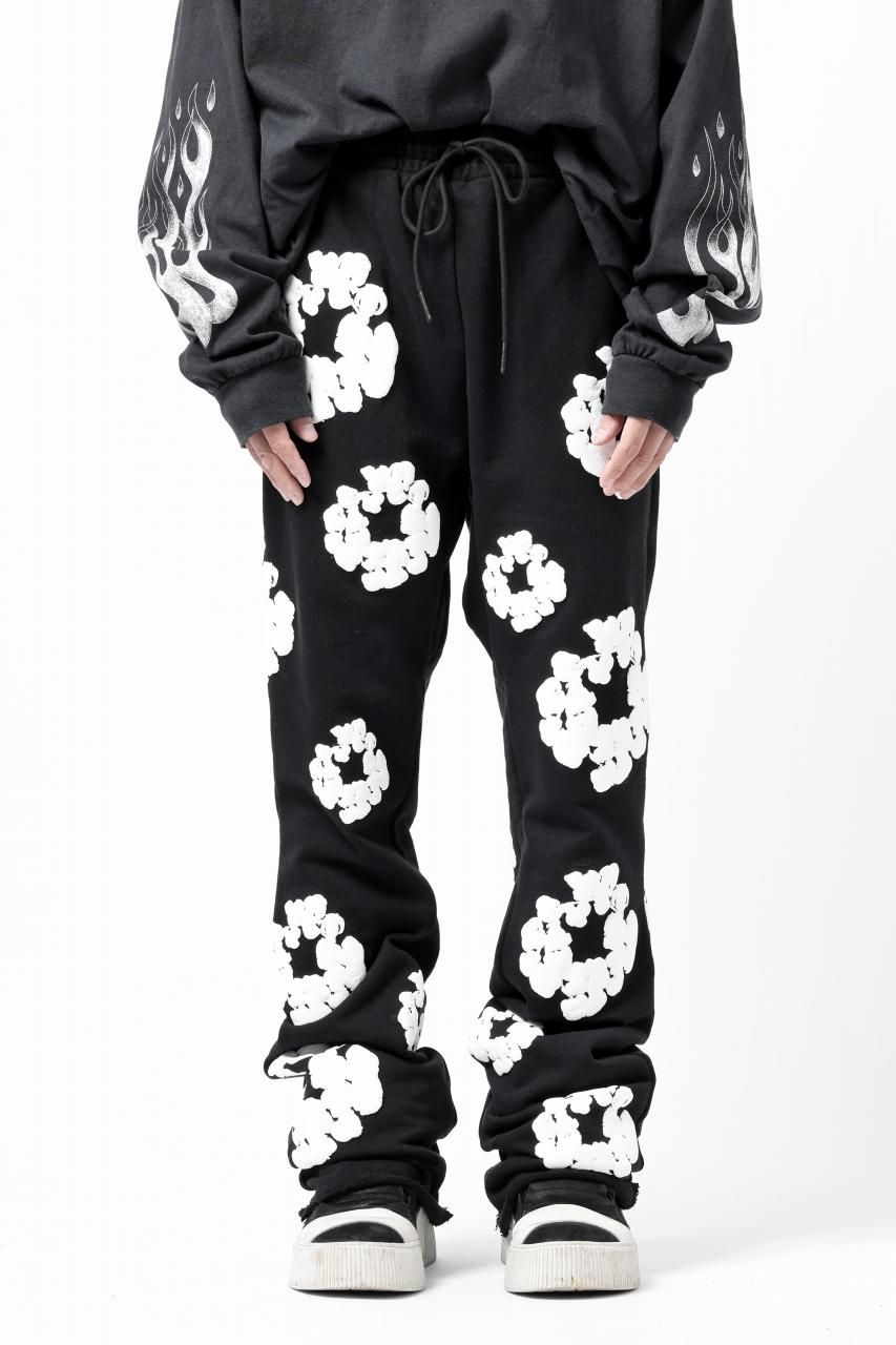 READYMADE x DENIM TEARS COTTON WREATH SWEAT FLARE PANTS READYMADE x DENIM TEARS COTTON WREATH SWEAT FLARE PANTS
