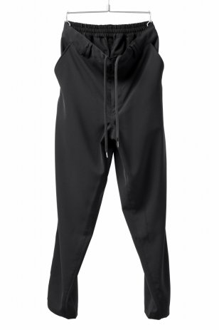 <img class='new_mark_img1' src='https://img.shop-pro.jp/img/new/icons20.gif' style='border:none;display:inline;margin:0px;padding:0px;width:auto;' />roarguns SORIBIA TWILL PANTS (BLACK)