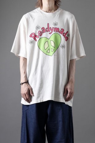 <img class='new_mark_img1' src='https://img.shop-pro.jp/img/new/icons8.gif' style='border:none;display:inline;margin:0px;padding:0px;width:auto;' />READYMADE S/S THIS IS MY T-SHIRT (WHITE)