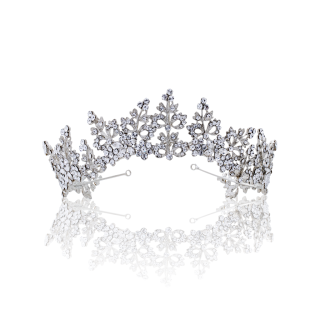  . VICTORIA Tiara | NFT Jewelry by Couleurire