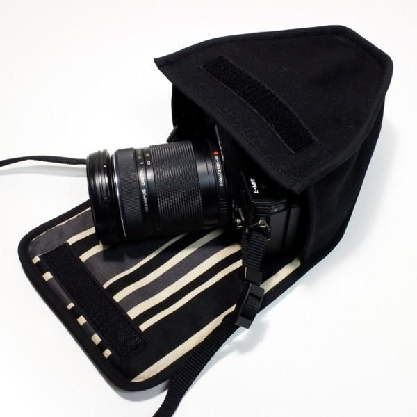オリンパス Om D E M10 Mark Iv ケース ブラック カーボンストライプ 8号帆布を使った Om D E M10 Mark Ivケース Suono スオーノ オリンパス Om D E M10 Mark Iv ケース ブラック カーボンストライプ 8号帆布を使った Om D E M10 Mark Ivケース Suono スオーノ