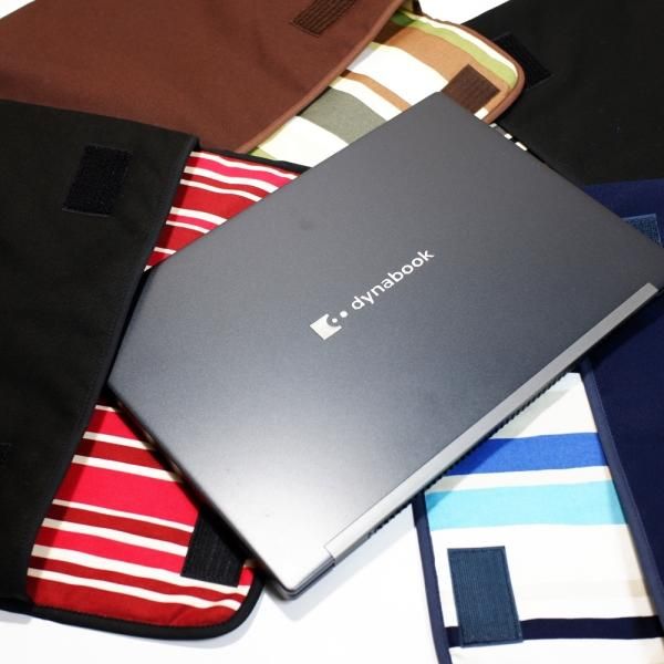 ノートスリーブ ブラック×ブラック dynabook 13.3 インチ ケース 「FILO」(ブラック・カーボンストライプ
