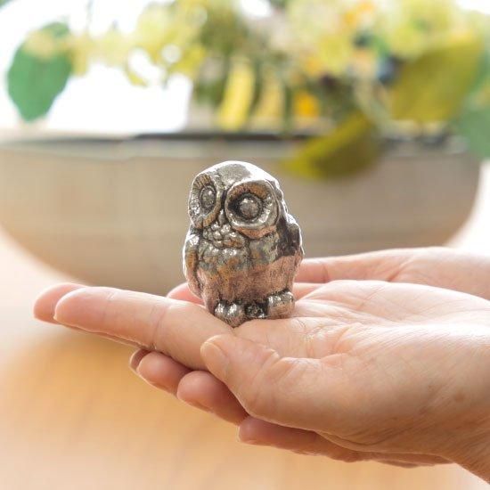 錫 置物 ふくろう 黒漆加工 [No.188]｜薩摩錫器工芸館