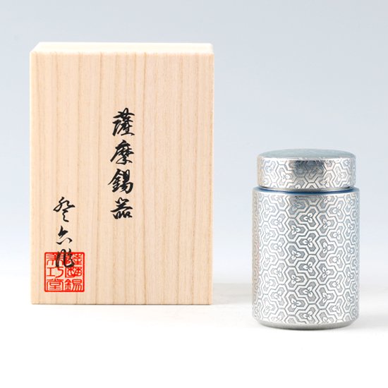 錫 茶筒 亀甲 青漆加工 120g [No.17-6]｜薩摩錫器工芸館