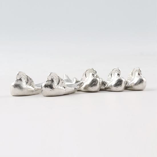 錫 箸置き おしどり5個セット 白加工 [No.170-11-5]｜薩摩錫器工芸館