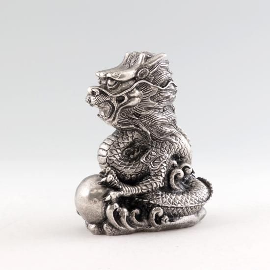 錫 置物 干支 龍(辰) -SATSUMA- 黒漆加工 台付 [No.186K-5 錫 置物 干支 龍(辰) -SATSUMA- 黒漆加工 台付 [No.186K-5