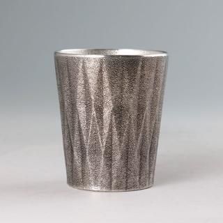 薩摩錫器　薩摩錫日生堂製　花唐草文 　壷　時代箱付　M　R4602B 錫 茶壺 白吹雪加工 180g [No.49-1]｜薩摩錫器工芸館