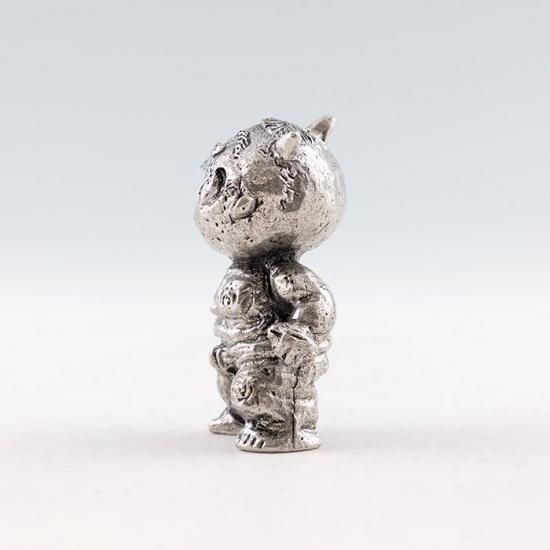 【縁起物】　置物 錫 置物 縁起物 笑福鬼 -HAYATO- 黒漆加工 [No.504-2-B]｜薩摩錫器工芸館