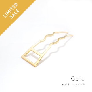 Basic  Square - Gold