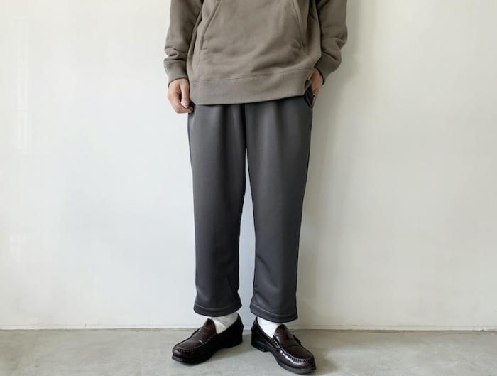 track pants / GREY