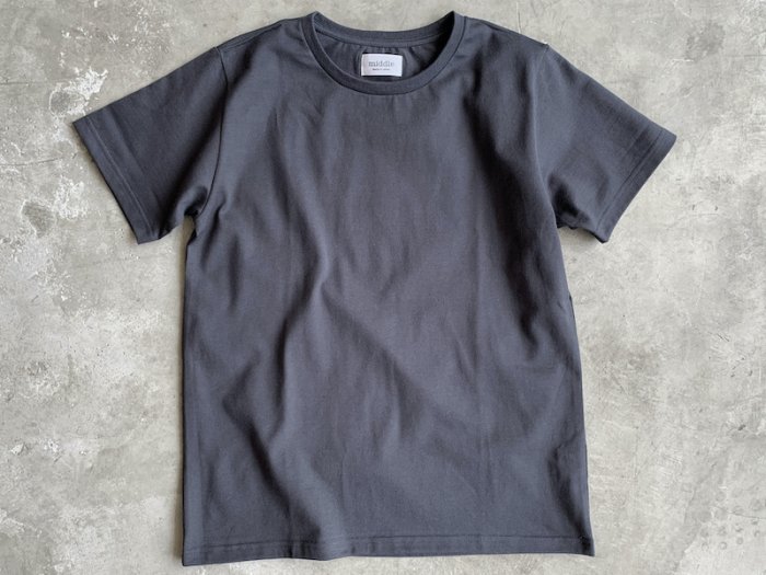 standard t-shirt / CHARCOAL GREY
