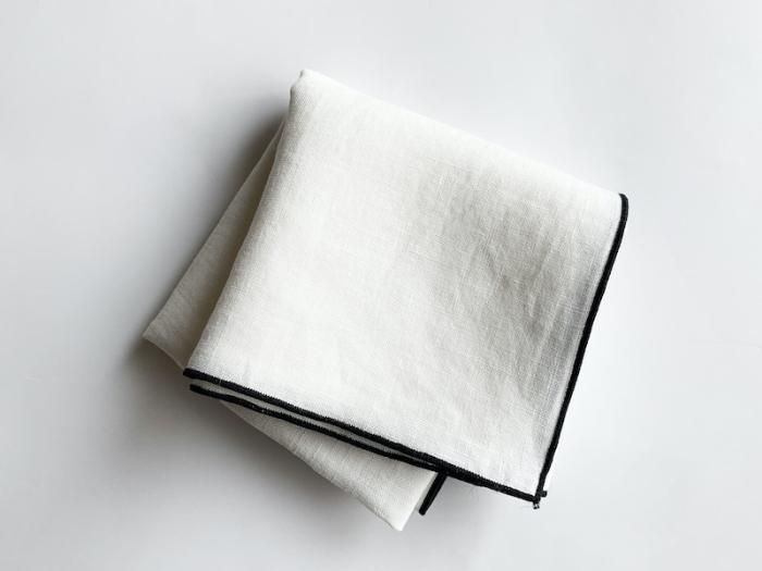 lockstitch linen handkerchief / BLACK