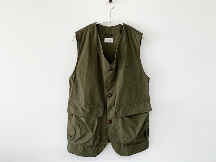 cotton hunting vest / OLIVE <img class='new_mark_img2' src='https://img.shop-pro.jp/img/new/icons8.gif' style='border:none;display:inline;margin:0px;padding:0px;width:auto;' />